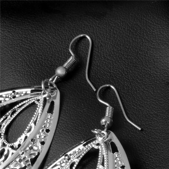 SOLD OUT - Picture 4 of 5