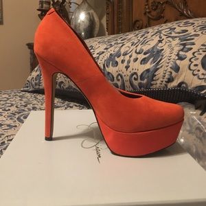 Jessica Simpson heels