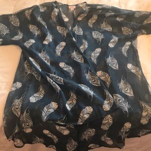 LuLaRoe Lindsey Medium