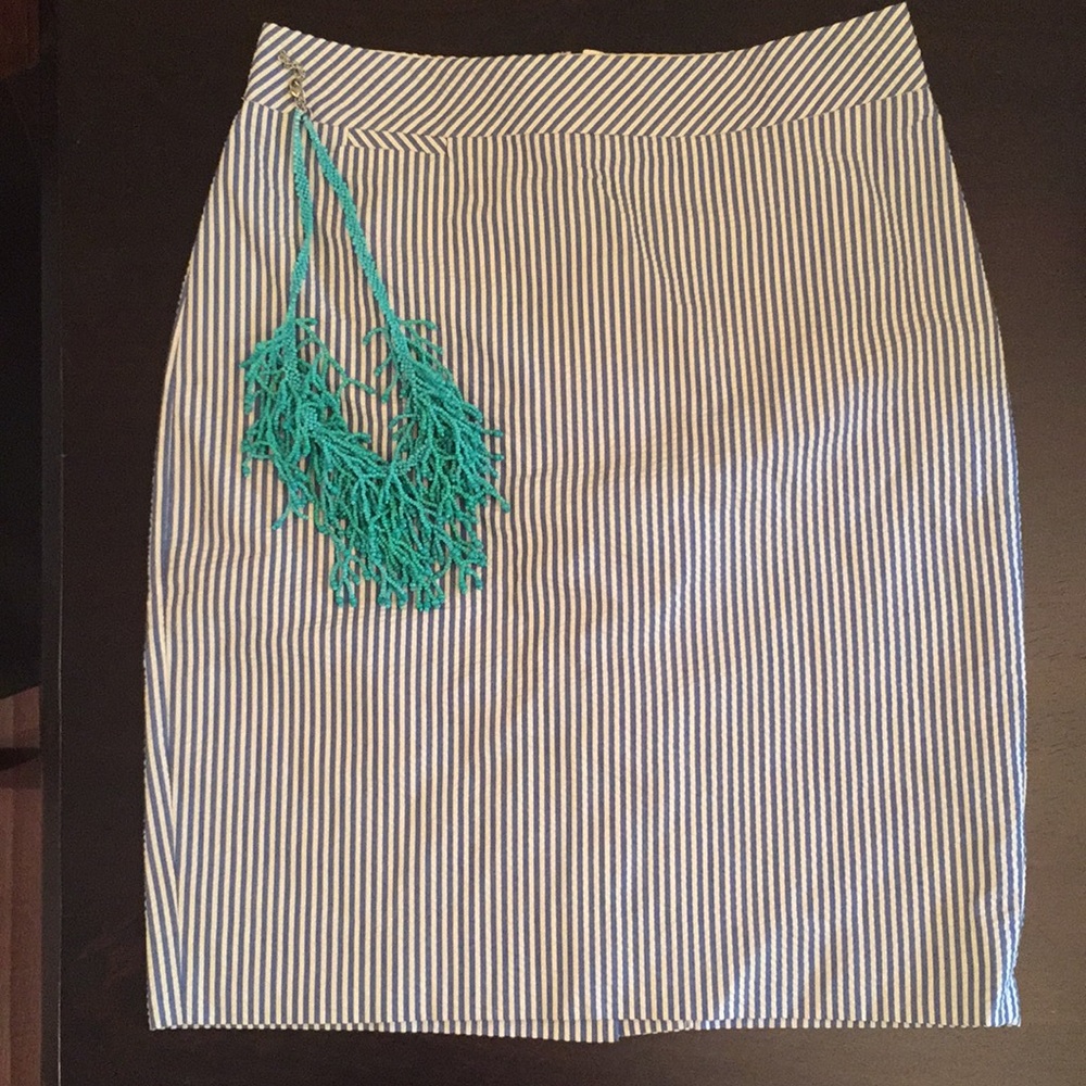 J Crew Pencil Skirt Size 2 Seersucker Blue Stripe
