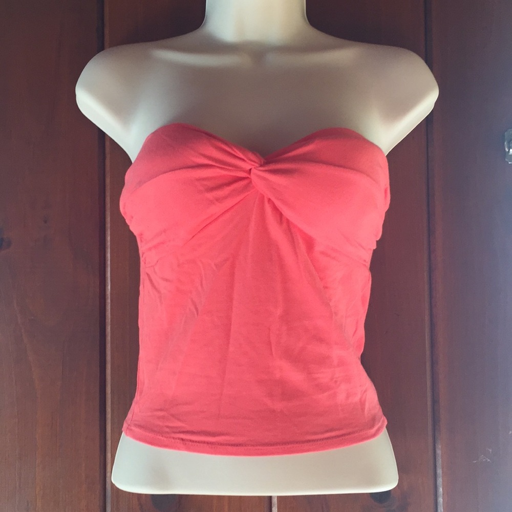 Strapless top