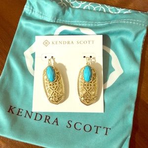 Kendra Scott Emmy Earrings