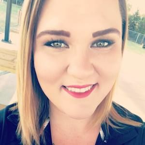 Meet your Posher, Valerie
