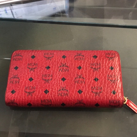 mcm red wallet