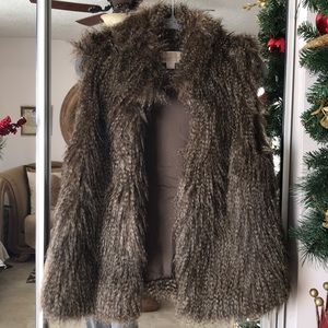 MICHAEL KORS FAUX FUR VEST