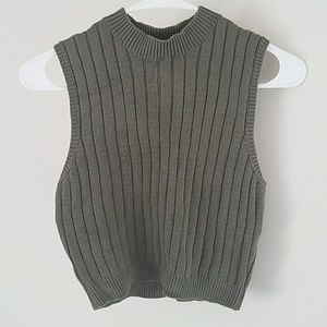 Green sweater vest crop top