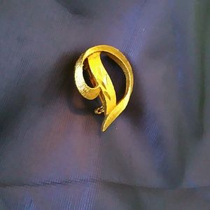 Mamselle Brushed Gold Tone Script D Initial Pin