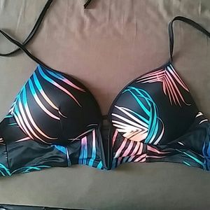 Victoria's secret Bathing suit top Large