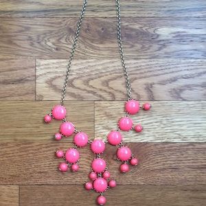❄️cPink bauble statement necklace ❄️