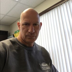 Meet your Posher, Chris