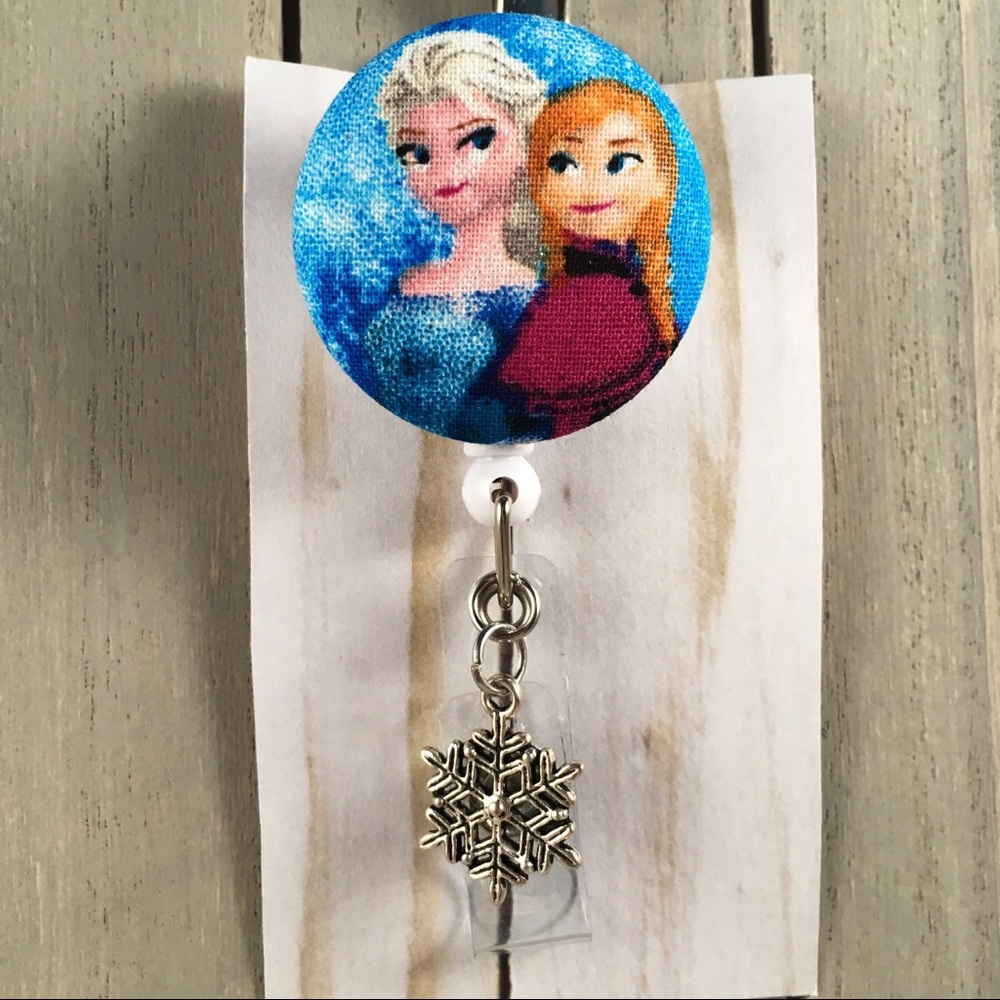 DISNEY FROZEN ELSA & ANNA Badge Reel ID HOLDER