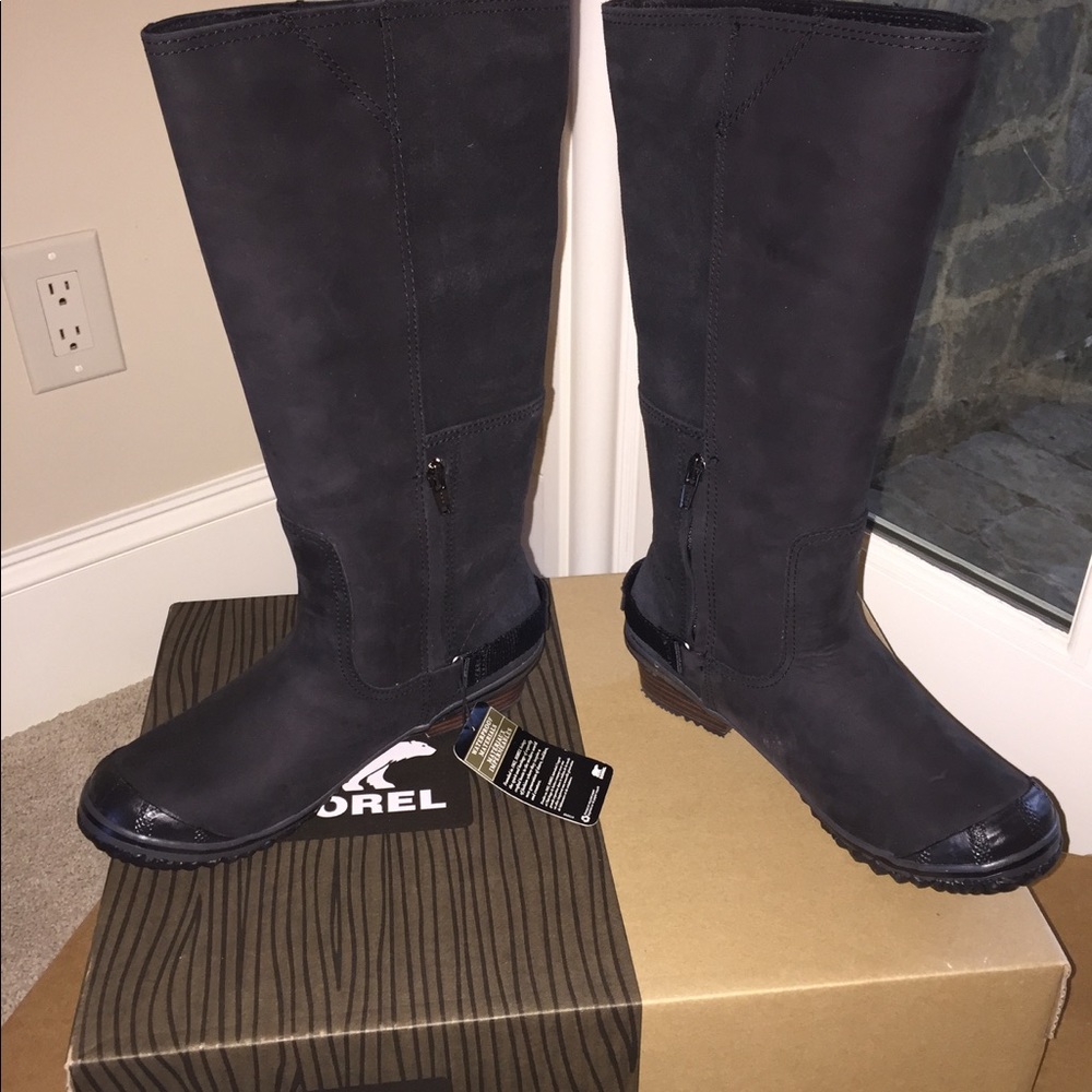 Waterproof sorel boots