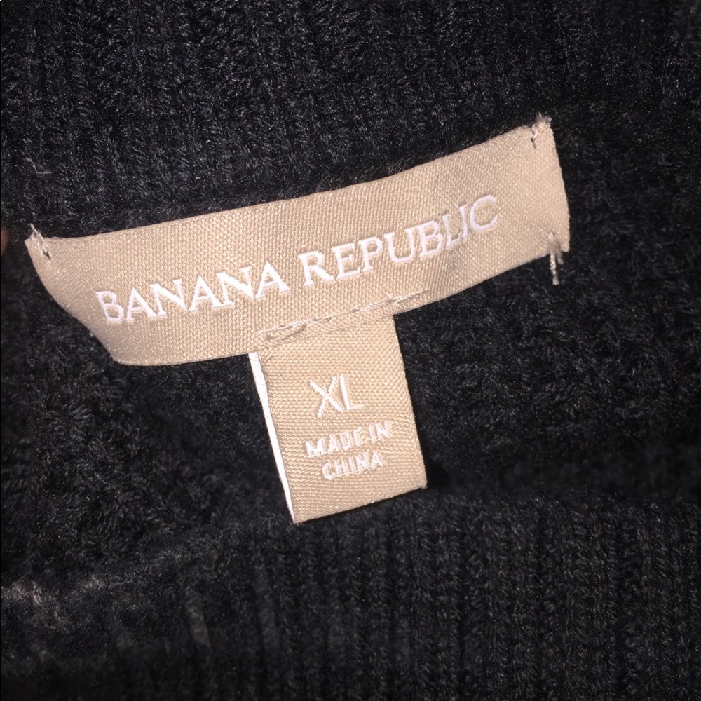 Banana Republic Black winter sweater