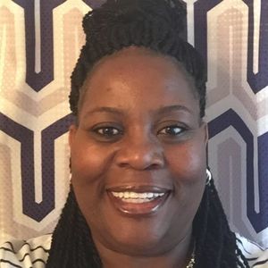 Meet your Posher, Edna