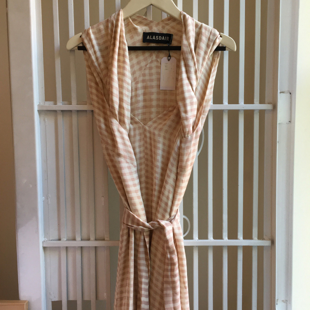 Alasdair Twist Dress in Beige Gingham