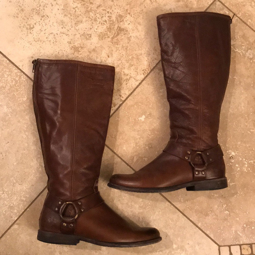 FRYE Boots! Phillip Harness - Wide Calf