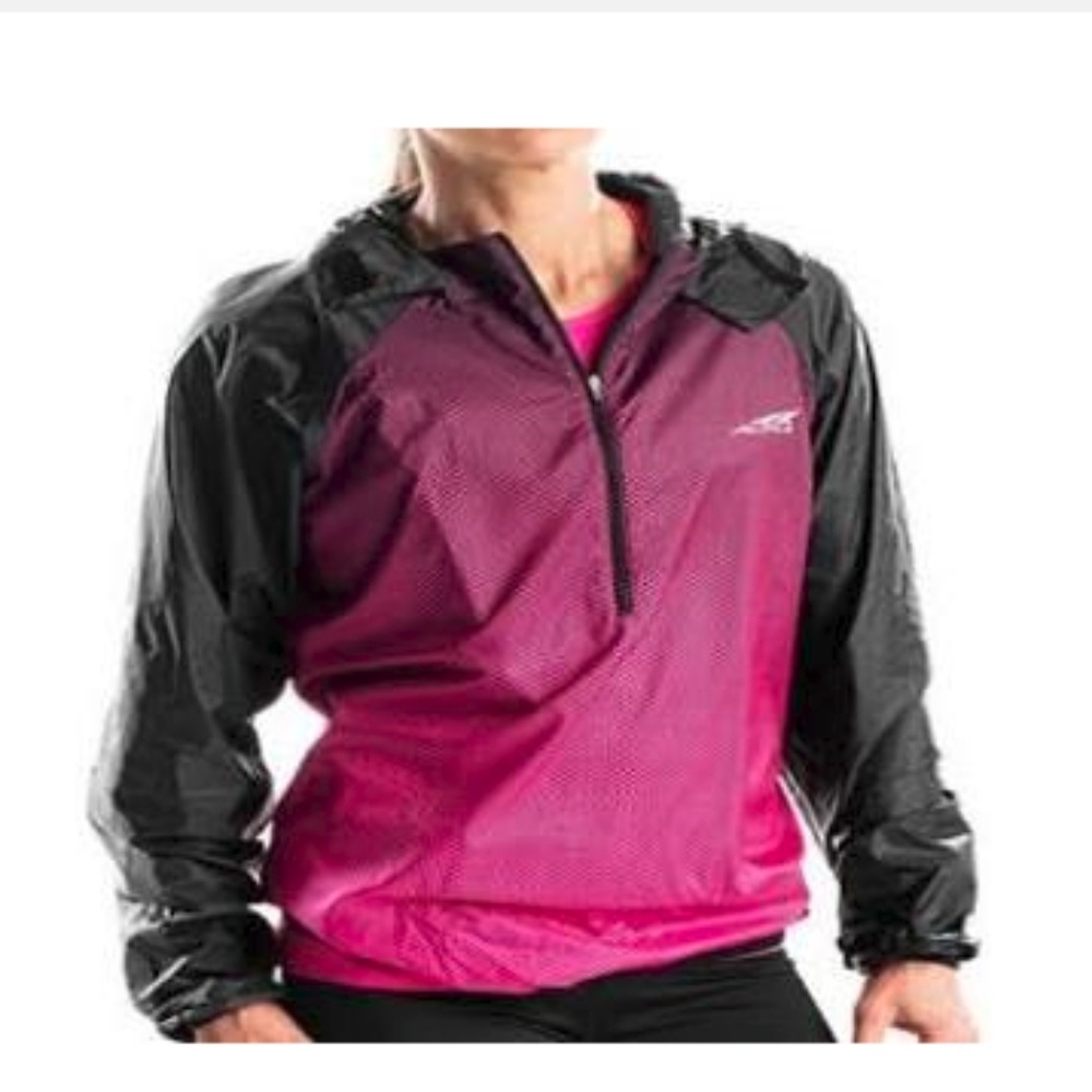 Brand new Altra StashJack