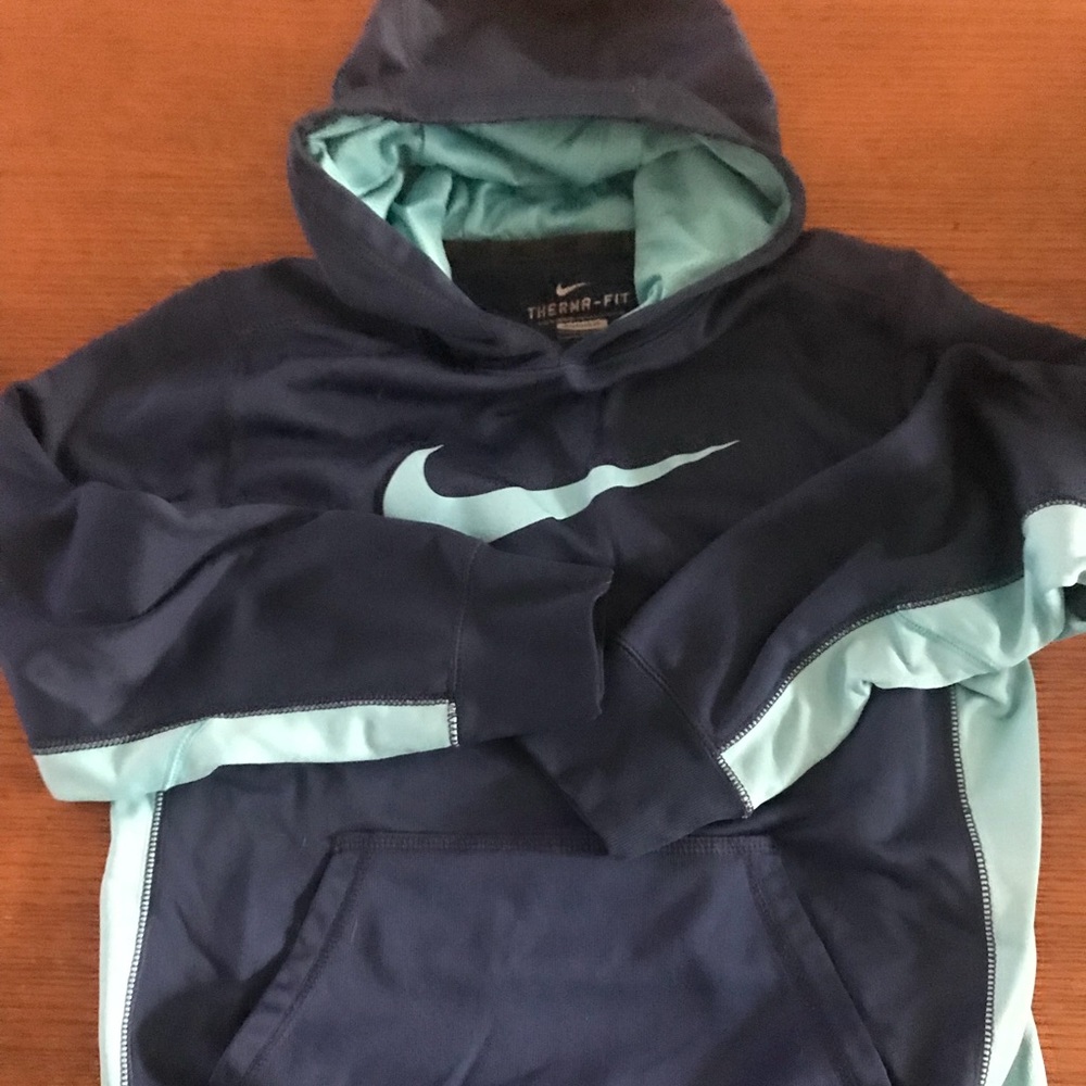 Nike sweatshirt size L