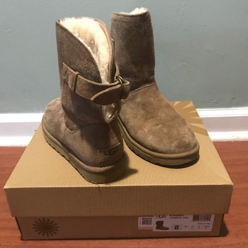 Chestnut Ugg - image 1