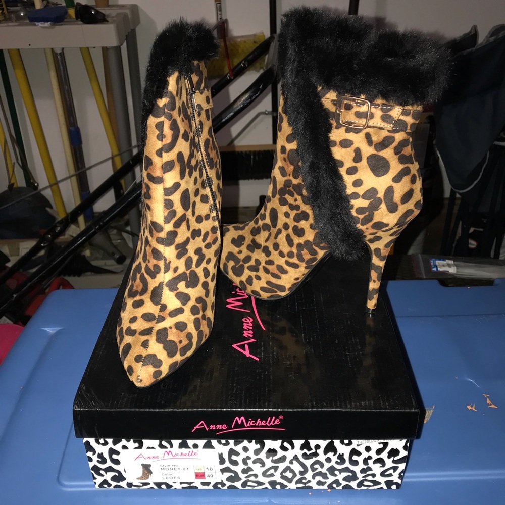 leopard high-heeled booties