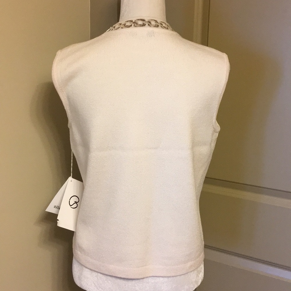 St.John Bright White/Gold funnel neck shell - Picture 3 of 8