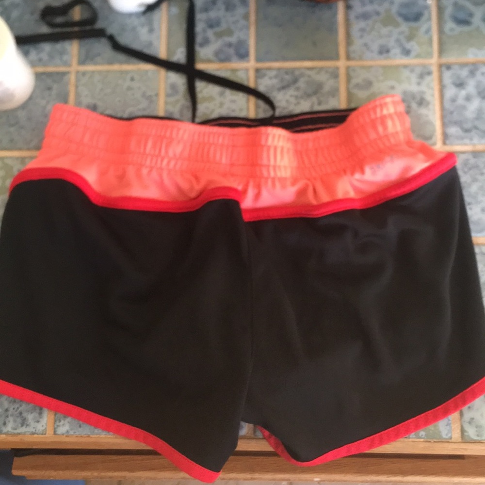 NIKE RUNNING SHORTS - Picture 3 of 6