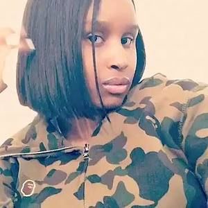 Meet your Posher, Amina