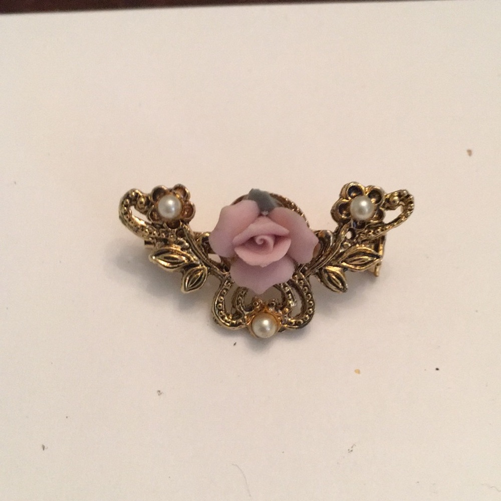 Rose and pearl pin