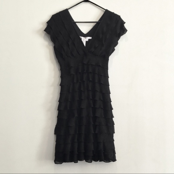 Max Studio ruffled stretch lace dress. - Picture 5 of 5