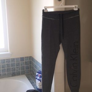 CALVIN KLEIN PERFORMANCE SWEATPANTS