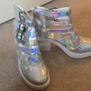 Holographic heels