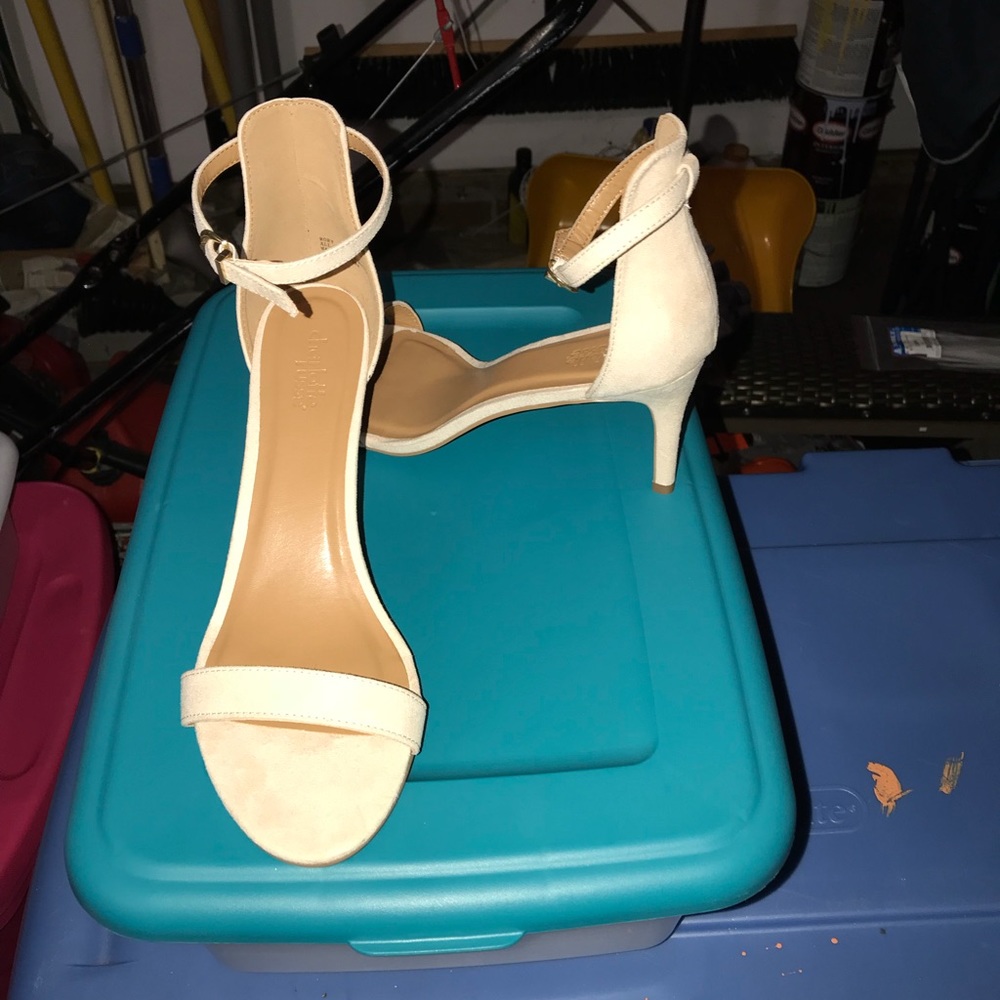Tan heels