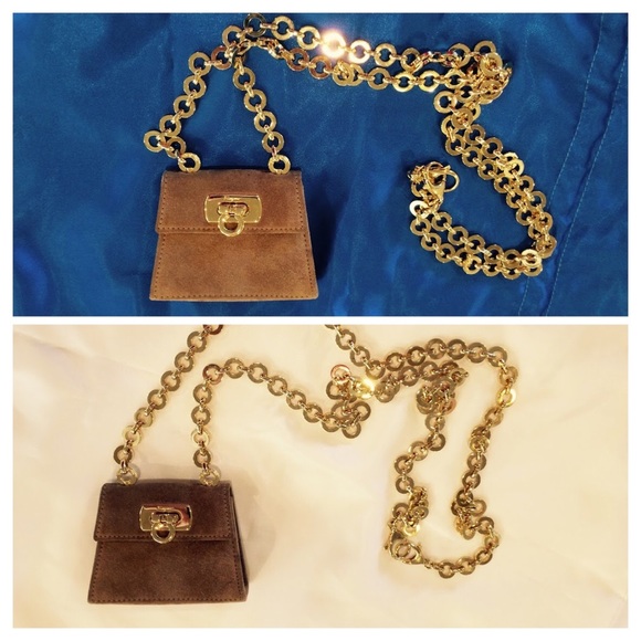 🌞❌SOLD❌SalvatoreFerragamoGacinoMiniChain 🌞 - Picture 6 of 8