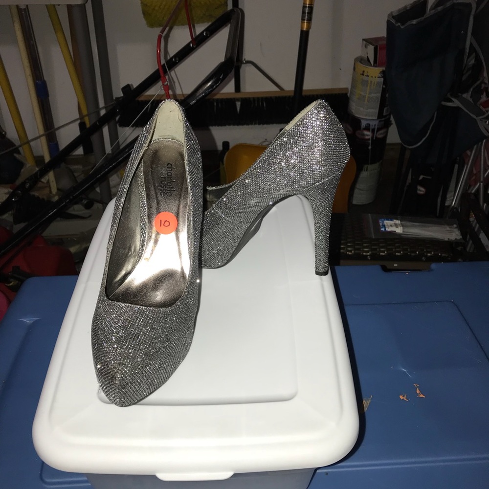 Silver glittery platform heels