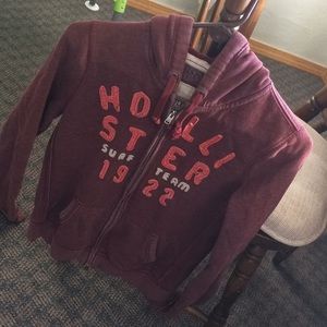 Hollister Sweater (Burgundy)