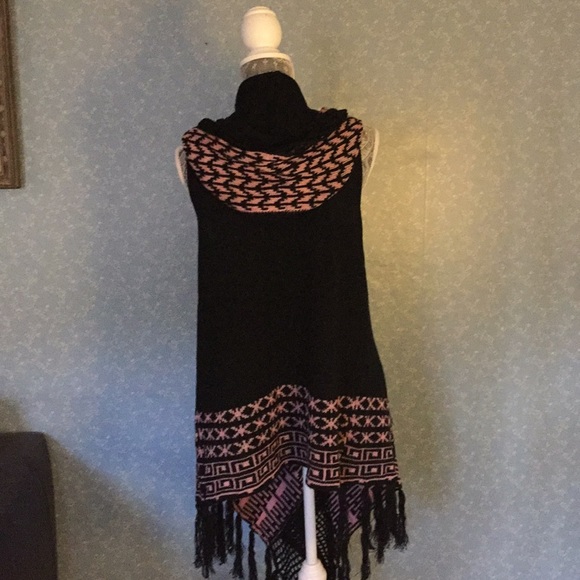 Sweater vest - Picture 2 of 3