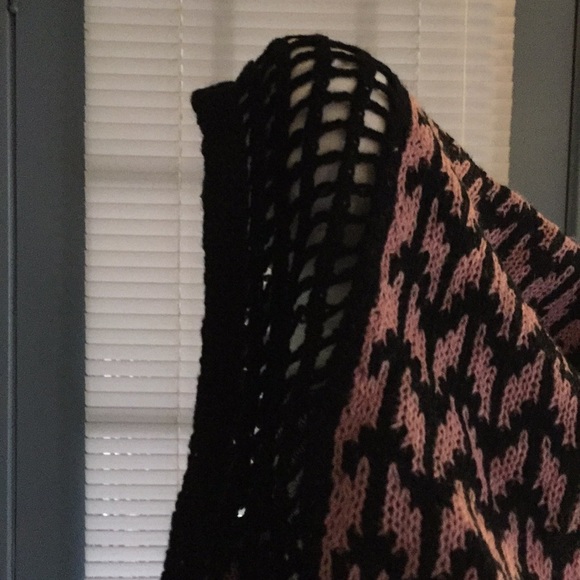 Sweater vest - Picture 3 of 3