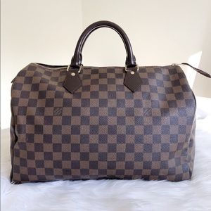 Louis Vuitton Speedy 35