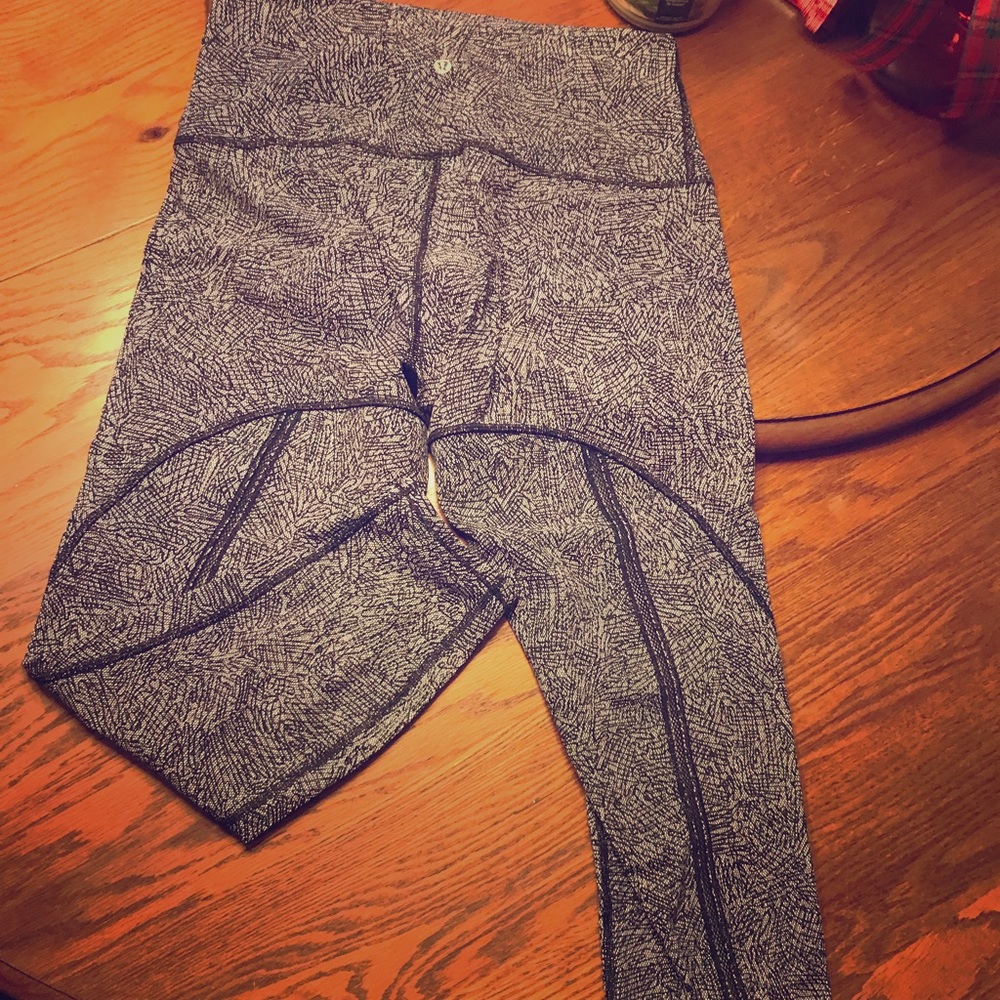 Barely worn Lulu lemon pants