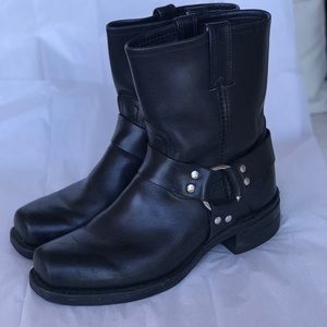 FRYE MENS BOOTS 👞