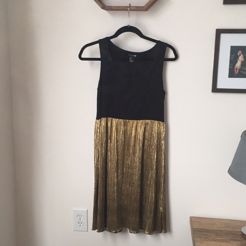 Black/Gold Forever 21 Dress