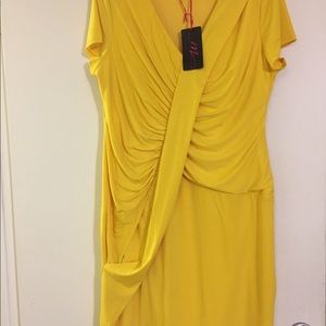 Beautiful yellow dress!