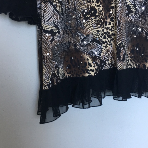 Animal Print Lace Blouse - Picture 3 of 5