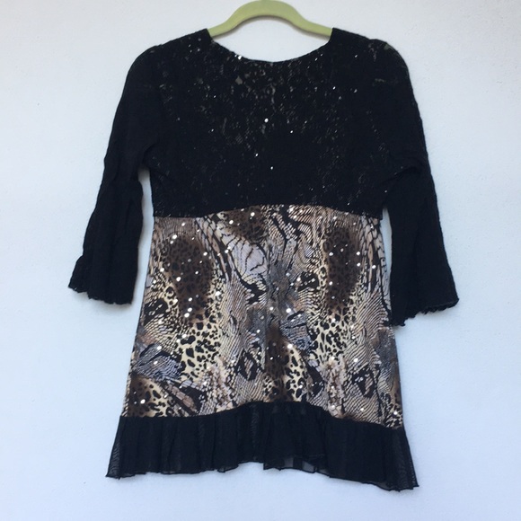 Animal Print Lace Blouse - Picture 5 of 5