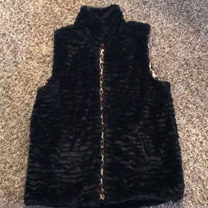 Black faux fur Betsy Johnson vest