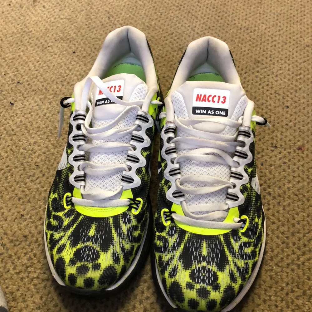 Men’s size 9 Nike lunar glide running shoes