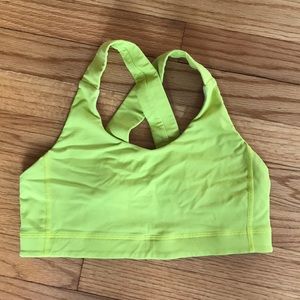 Crossback lululemon sports bra