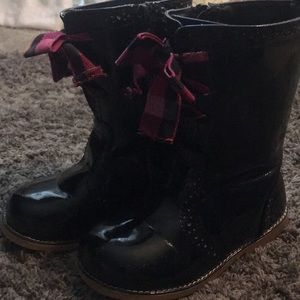 Black patent boots toddler size 5. Old navy