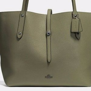 Coach market tote in Utility
