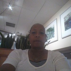 Meet your Posher, Gloria